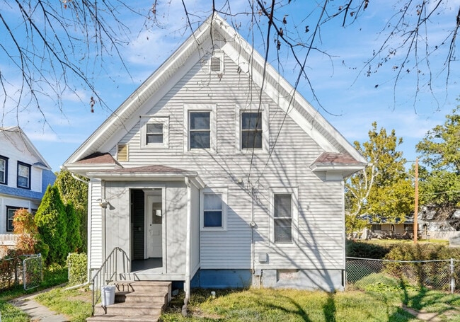 2845 Starr St in Lincoln, NE - Building Photo - Building Photo