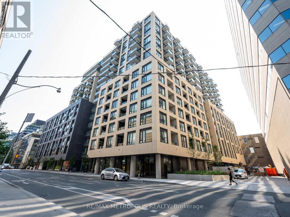 543 Richmond St W in Toronto, ON - Building Photo