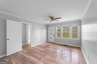 147 Burnside St in Jonesboro, GA - Building Photo - Building Photo