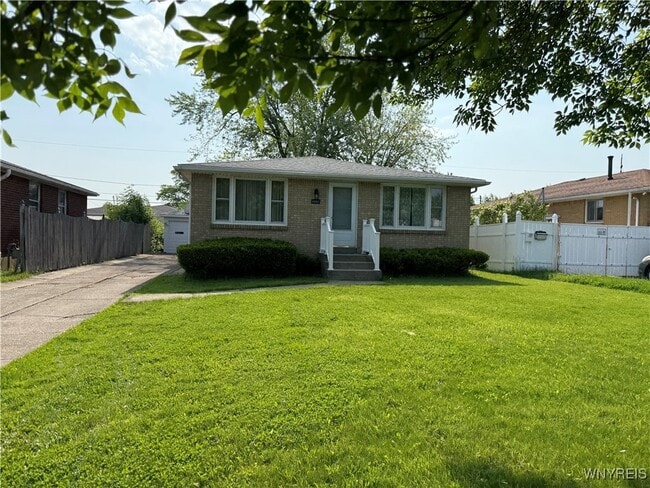 property at 4867 N Bailey Ave