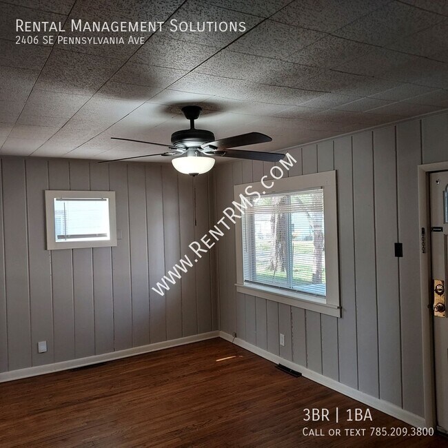 2406 SE Pennsylvania Ave in Topeka, KS - Building Photo - Building Photo