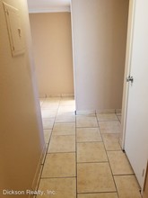 1553 Delucchi Ln-Unit -Unit E in Reno, NV - Building Photo - Building Photo