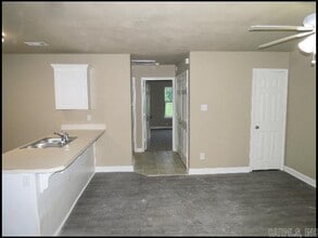 185 Charles Dr in Cabot, AR - Building Photo - Building Photo