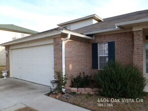 4404 Oak Vista Cir in Killeen, TX - Building Photo - Building Photo