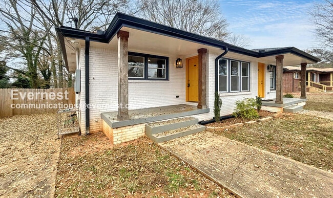 2047 Nettie Ct in Decatur, GA - Building Photo - Building Photo