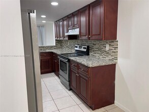 2961 SW 87th Ave in Davie, FL - Building Photo - Building Photo