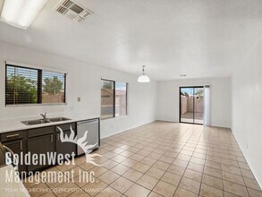 4730 N 86th Dr in Phoenix, AZ - Building Photo - Building Photo