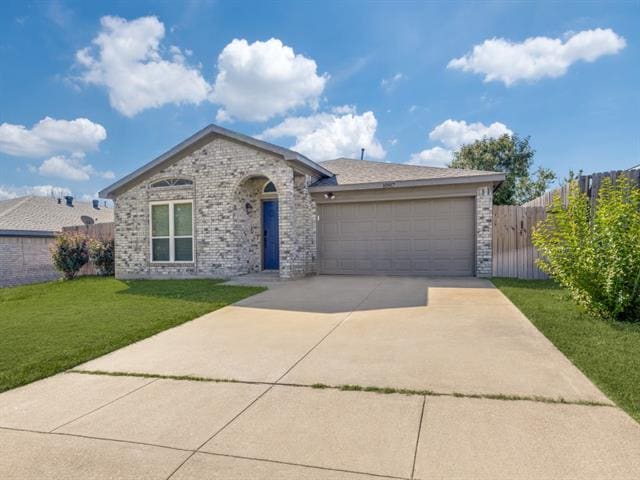 10917 Hornby St in Fort Worth, TX - Building Photo - Building Photo