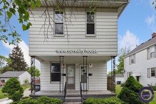 1310 Almon Ave in Toledo, OH - Building Photo