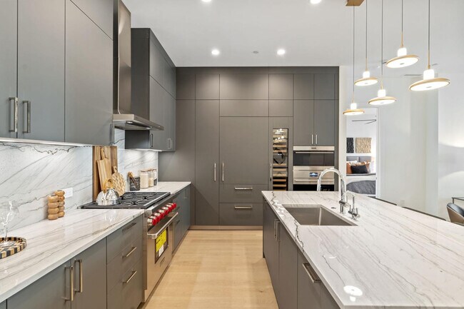 19355 N 73rd Way in Scottsdale, AZ - Foto de edificio - Building Photo