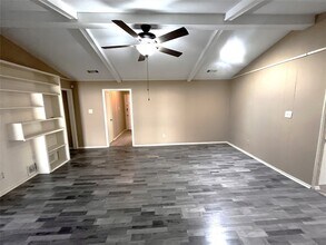 415 Ray Ave, Unit 066101 in Desoto, TX - Building Photo - Building Photo