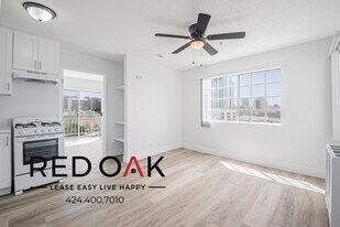 518 E 4th St in Long Beach, CA - Building Photo