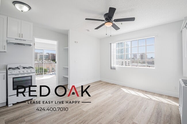 property at 518 E 4th St