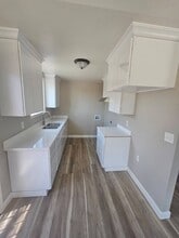 3201 64th Ave, Unit C in Oakland, CA - Building Photo - Building Photo
