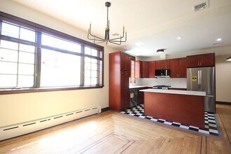 126 Washington St in Hoboken, NJ - Building Photo - Building Photo
