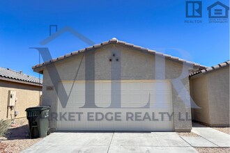 1020 Nina Dr in Casa Grande, AZ - Building Photo - Building Photo