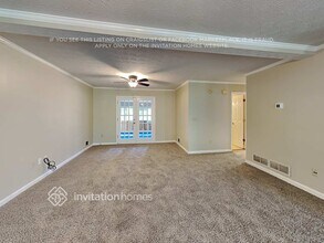 2536 Ashworth Lake Rd in Snellville, GA - Building Photo - Building Photo