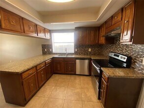 943 Sterling Green Dr S in Channelview, TX - Building Photo - Building Photo