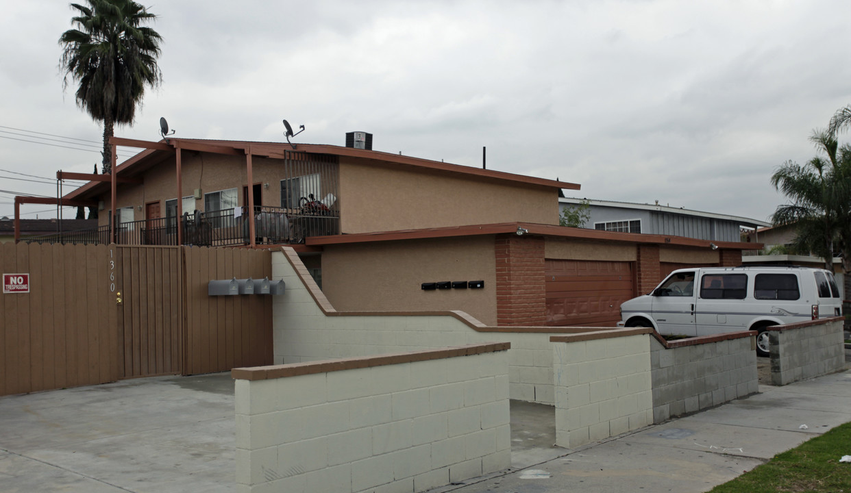 1354 Virginia Ave in Ontario, CA - Building Photo