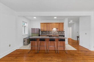 89 Howe St in New Haven, CT - Building Photo - Building Photo