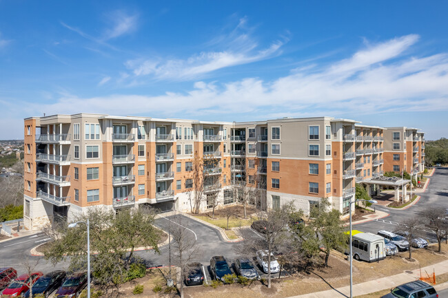 Atria at the Arboretum in Austin, TX - Foto de edificio - Building Photo