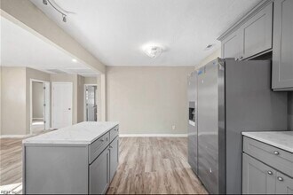 15 Henry St in Hampton, VA - Building Photo - Building Photo