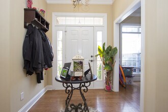 6806 SE Cove Meadow Dr in Owens Cross Roads, AL - Building Photo - Building Photo