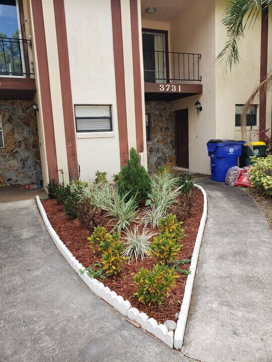 3731 Edgewater Dr in Sebring, FL - Building Photo