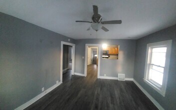 244 N Fairmont Ave in Kankakee, IL - Building Photo - Building Photo