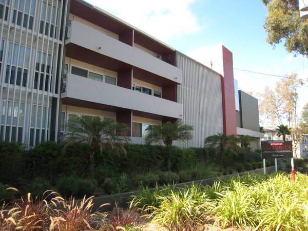 The Maurice Apartments in Burlingame, CA - Building Photo - Building Photo