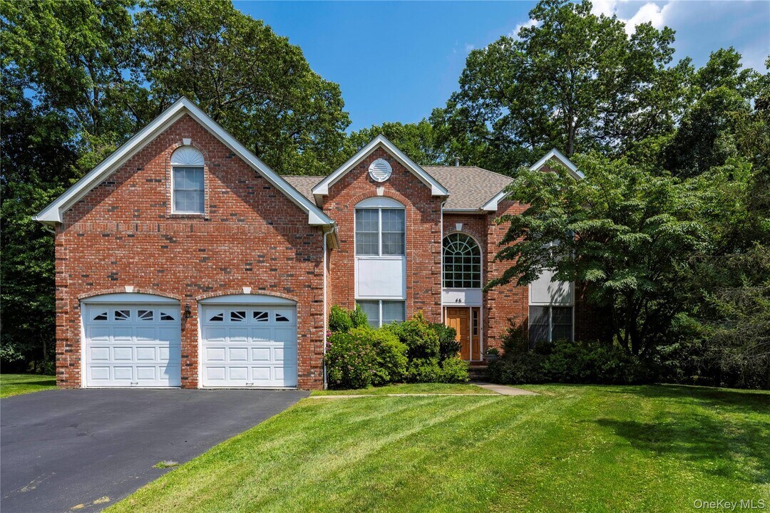 46 McGuiness Ln in White Plains, NY - Building Photo