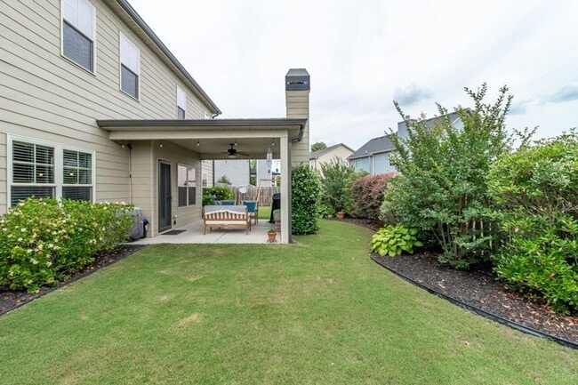property at 5461 Everlook Cir