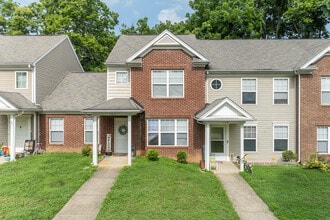 Arbor Place Townhomes in Versailles, KY - Building Photo - Building Photo