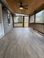 27 Linden St in Asheville, NC - Building Photo