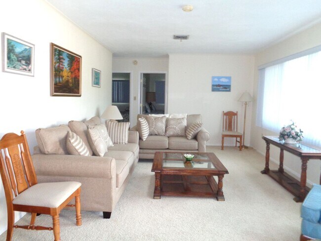 208 Piazza Di Luna in Venice, FL - Building Photo - Building Photo