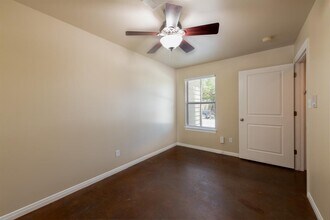 5315 Duval St in Austin, TX - Building Photo - Building Photo