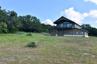 112 Ridge Harbor Dr in Spicewood, TX - Building Photo - Building Photo