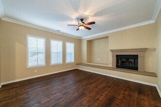 15519 Sonora St in Tustin, CA - Building Photo - Building Photo