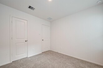 31327 Heddington Ln in Fulshear, TX - Building Photo - Building Photo