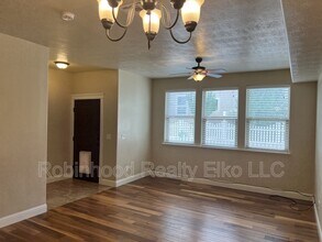 3793 Autumn Colors Dr in Elko, NV - Building Photo - Building Photo