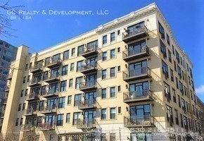 811 W Eastwood Ave-Unit -Unit 402 in Chicago, IL - Building Photo - Building Photo