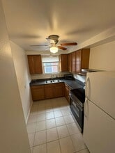 13698 Cedar Rd in University Heights, OH - Building Photo - Building Photo