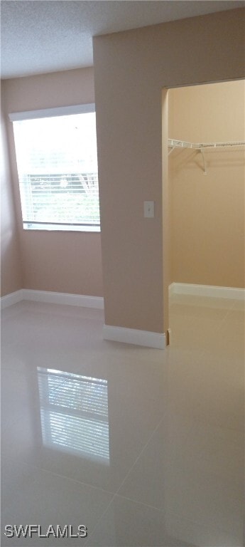 8861 Colonnades Ct W