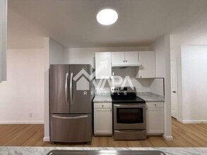 1074 Honey Tree St in San Antonio, TX - Building Photo - Building Photo