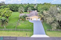 11550 SW 17th Ct in Davie, FL - Building Photo - Building Photo