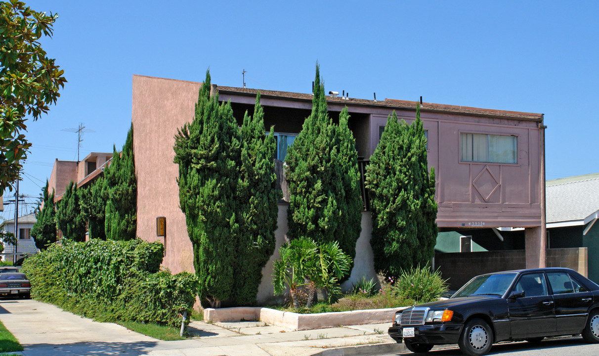 3961 Huron Ave in Culver City, CA - Foto de edificio