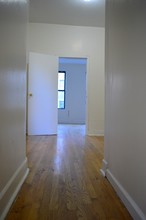 203 W 109th St in New York, NY - Building Photo - Building Photo