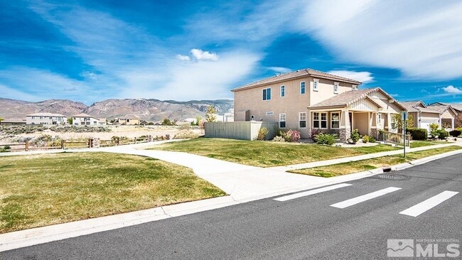 10548 Twin Bridges Way in Reno, NV - Building Photo - Building Photo