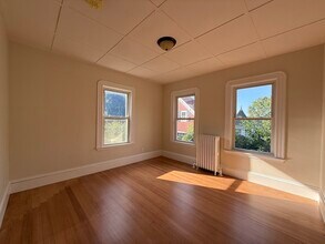 20 Phillips St, Unit 1 in Quincy, MA - Building Photo - Building Photo