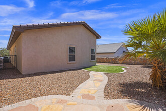 237 Ilchester Wy in El Paso, TX - Foto de edificio - Building Photo